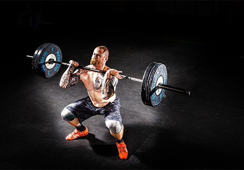 筋トレをする人の画像