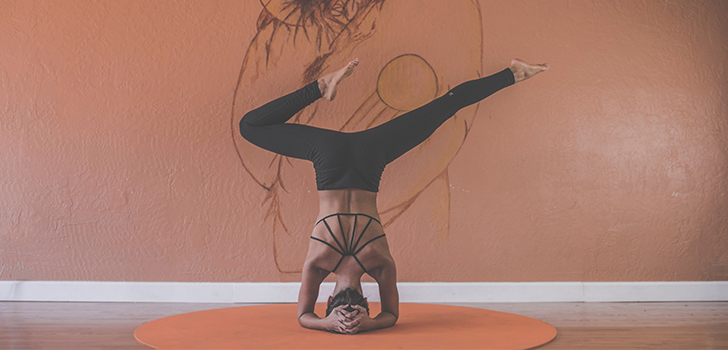 ヨガマットの画像