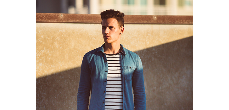 大きな男性の画像